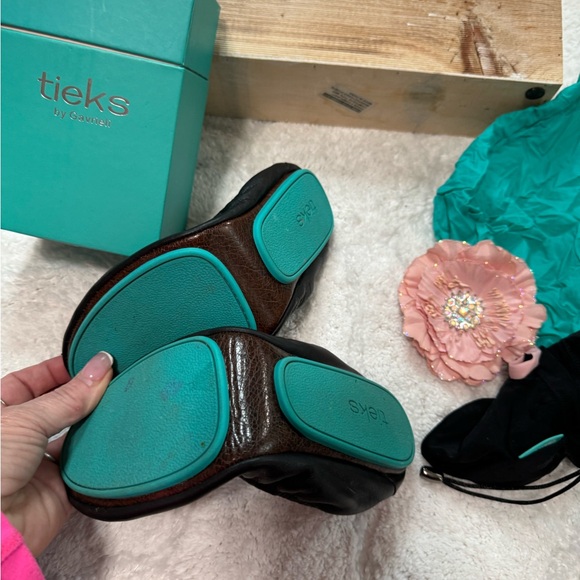 Tieks With Box, Bag, Flower etc - Picture 2 of 7